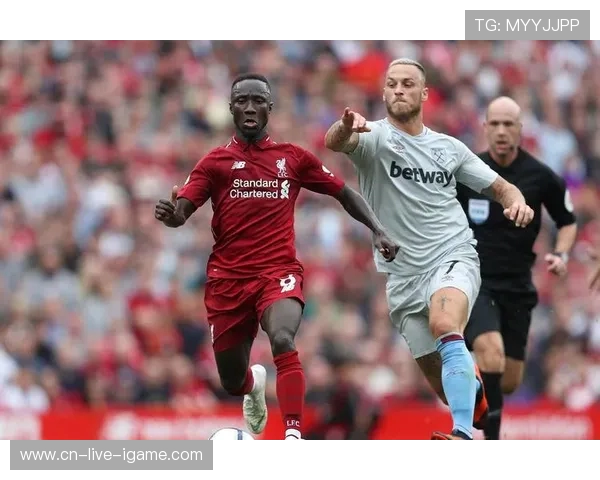 上海足球队反击革新之路：重塑战术与团队精神的全新篇章