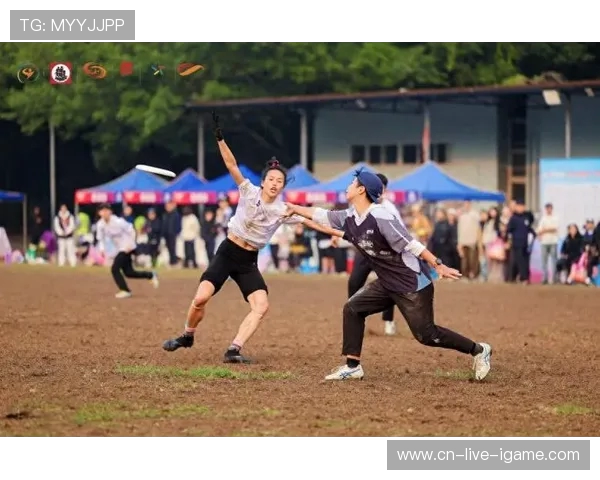 飞盘战术揭秘：重庆飞盘队如何巧妙运用防反策略提升竞技水平
